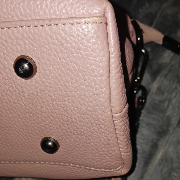 Pink Katee VALENTINES DAY Handbag with Logo Charm - Picture 6 of 9